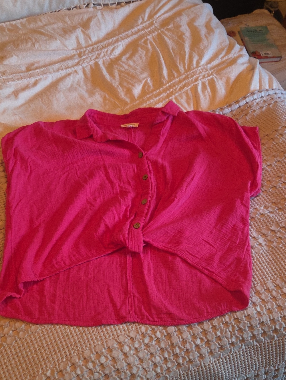 Women's Bright Pink Button-Front Short Sleeve Top Xl